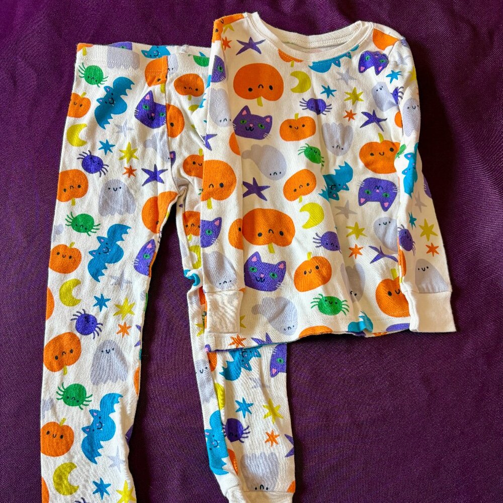 Old Navy Kids Halloween Pajama Set Size 5T Ghost Pumpkin Bat PJ Set